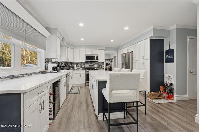 12 Southfork Drive, Jackson, NJ 08527