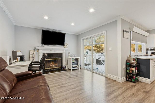 12 Southfork Drive, Jackson, NJ 08527