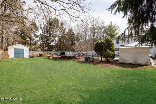 12 Southfork Drive, Jackson, NJ 08527