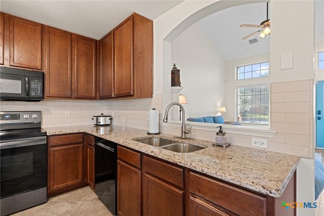 516 Weeping Willow Drive, Temple, TX 76502