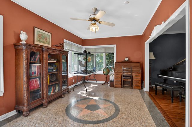 504 Linden Street, Shreveport, LA 71104