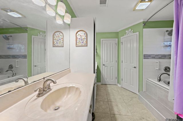 1509 Weeping Willow Dr, Denham Springs, LA 70726