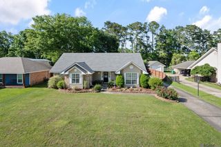 1509 Weeping Willow Dr, Denham Springs, LA 70726