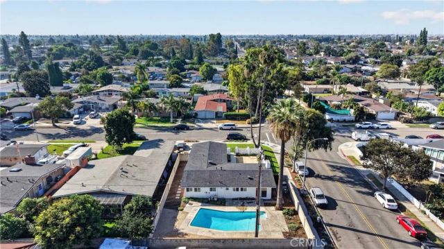 2381 W Transit, Anaheim, CA 92804