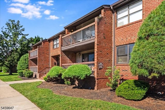 131 Beverly Hill Ter C, Woodbridge Twp., NJ 07095