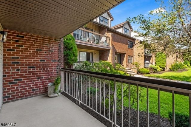 131 Beverly Hill Ter C, Woodbridge Twp., NJ 07095