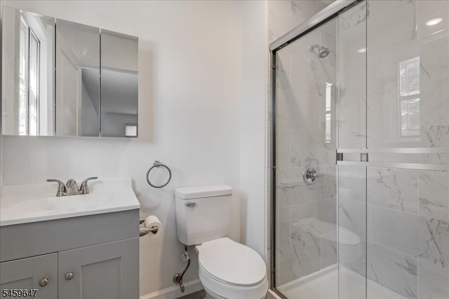 131 Beverly Hill Ter C, Woodbridge Twp., NJ 07095