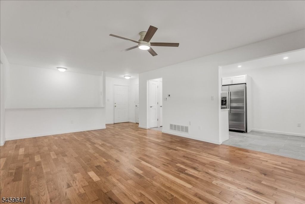 131 Beverly Hill Ter C, Woodbridge Twp., NJ 07095 — photo 4