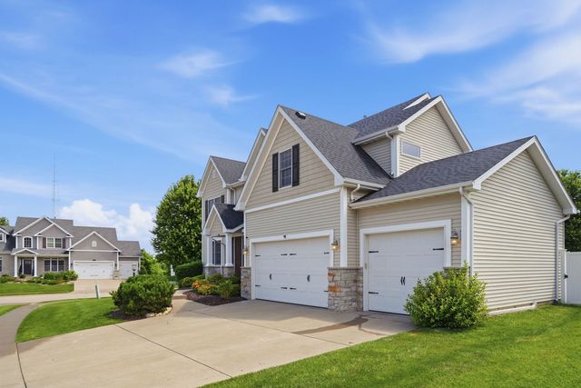 4889 Allen Road, Bettendorf, IA 52722