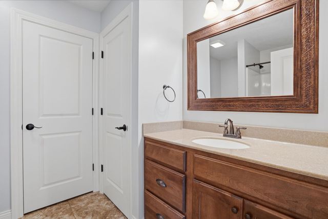 4889 Allen Road, Bettendorf, IA 52722