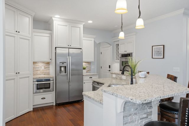 4889 Allen Road, Bettendorf, IA 52722