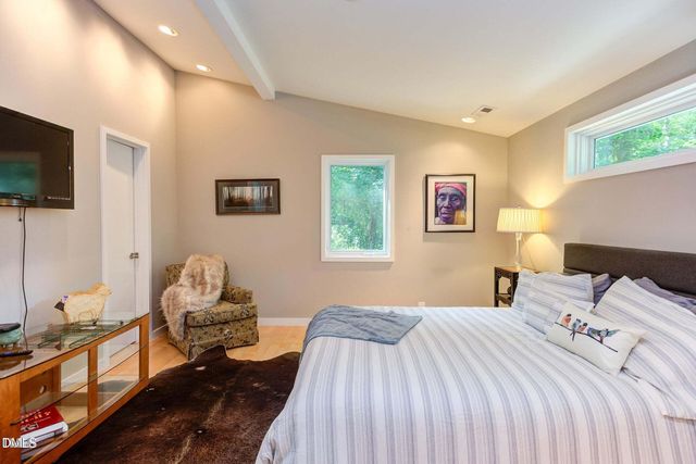 1908 S Lakeshore Drive, Chapel Hill, NC 27514