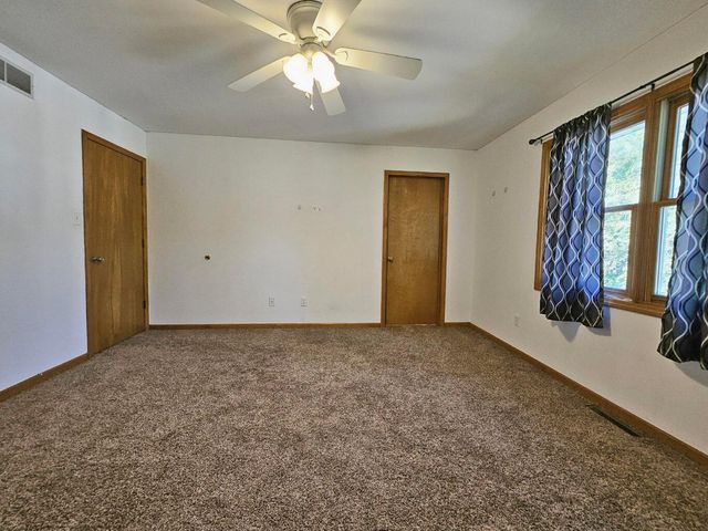 647 N Calumet Road, Chesterton, IN 46304