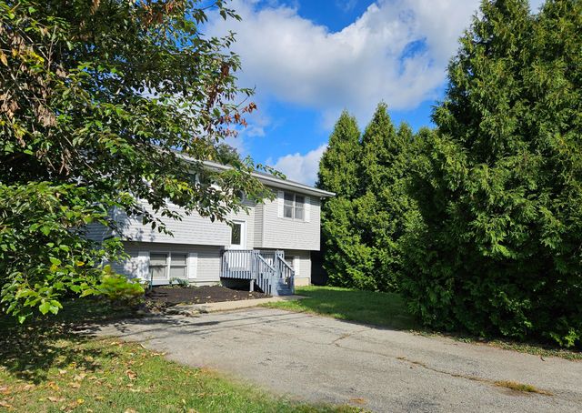 647 N Calumet Road, Chesterton, IN 46304