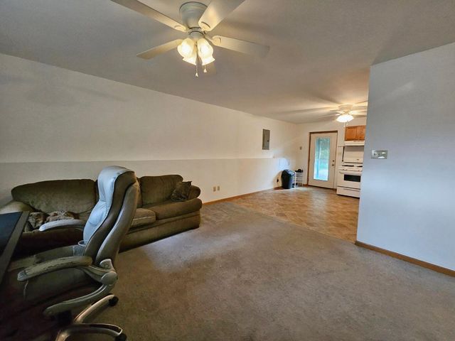 647 N Calumet Road, Chesterton, IN 46304