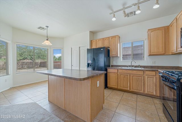 7793 S Cobble Hill Court, Tucson, AZ 85756