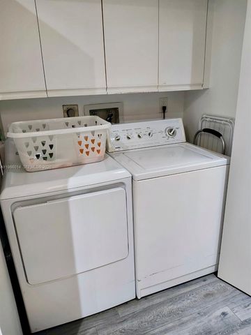 20281 E Country Club Dr 2405, Aventura, FL 33180