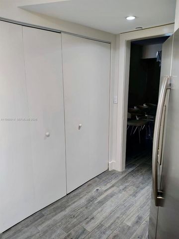 20281 E Country Club Dr 2405, Aventura, FL 33180