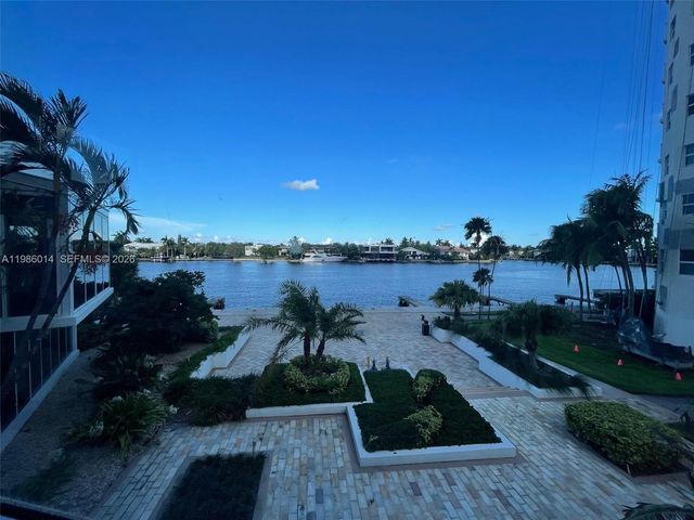 20281 E Country Club Dr 2405, Aventura, FL 33180