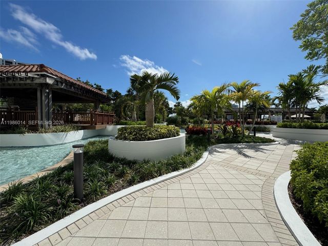 20281 E Country Club Dr 2405, Aventura, FL 33180