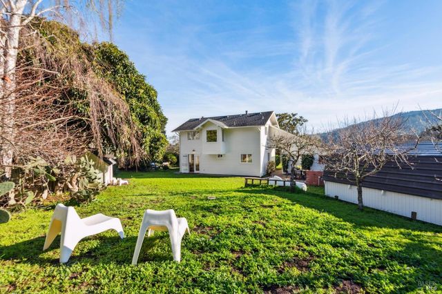 700 B St, Point Reyes Station, CA 94956