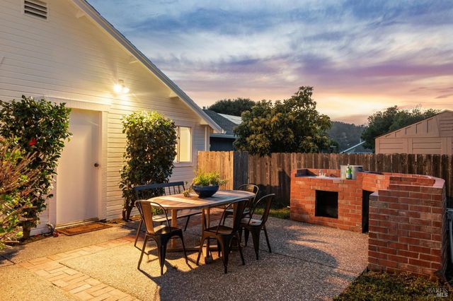 700 B St, Point Reyes Station, CA 94956