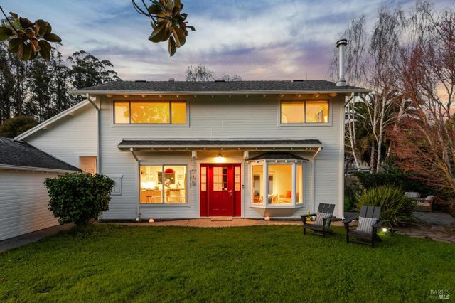 700 B St, Point Reyes Station, CA 94956