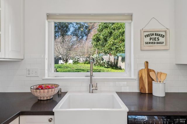 700 B St, Point Reyes Station, CA 94956