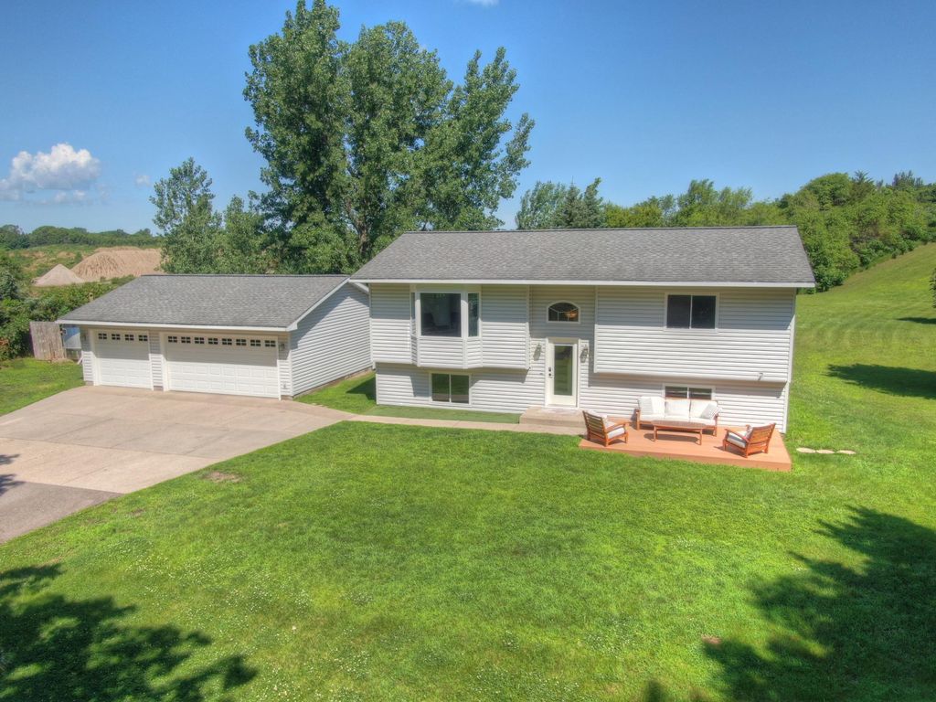 3205 Adair Avenue NE, Buffalo, MN 55313