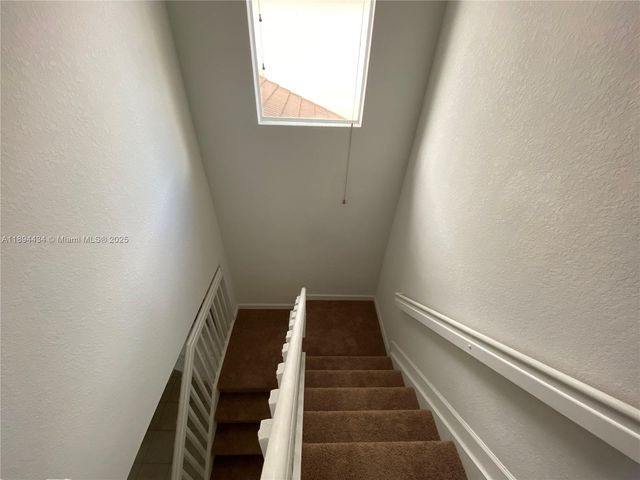 10242 NW 7th St 208, Miami, FL 33172