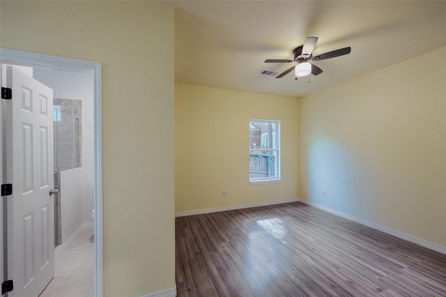 10952 Quinlan North Lake, Conroe, TX 77303