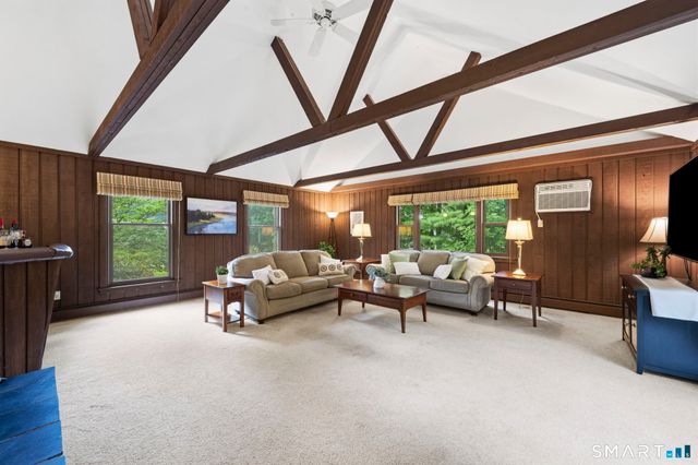 11 Concord Drive, East Granby, CT 06026