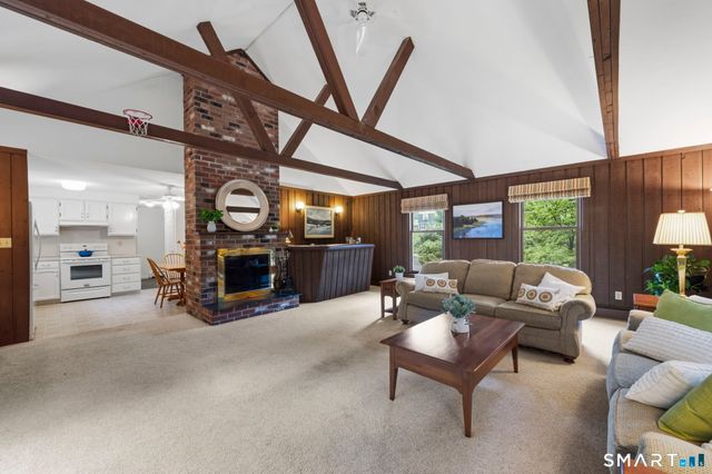 11 Concord Drive, East Granby, CT 06026