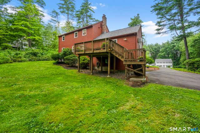 11 Concord Drive, East Granby, CT 06026