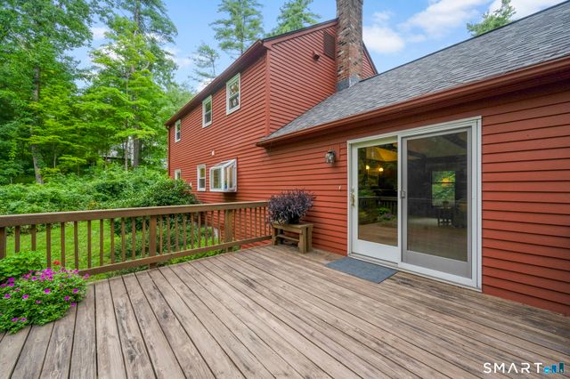 11 Concord Drive, East Granby, CT 06026