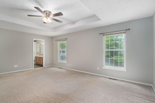 5757 S Foxboro Trail, Springfield, MO 65804