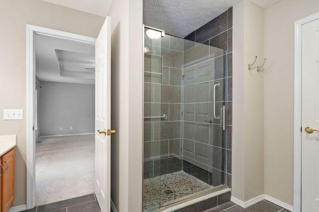 5757 S Foxboro Trail, Springfield, MO 65804
