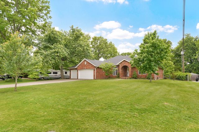 5757 S Foxboro Trail, Springfield, MO 65804