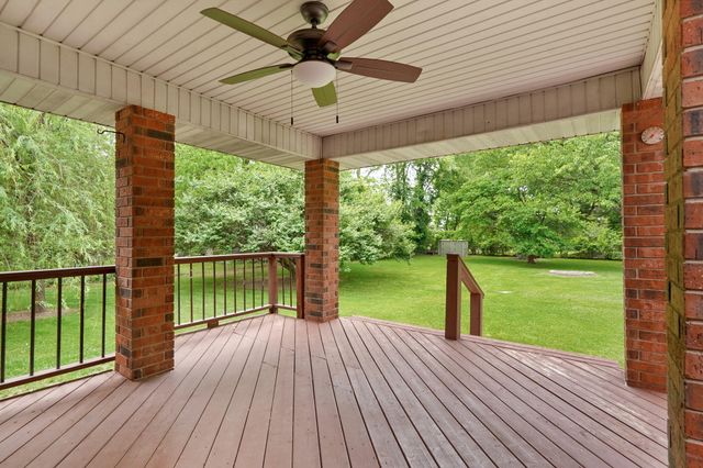5757 S Foxboro Trail, Springfield, MO 65804