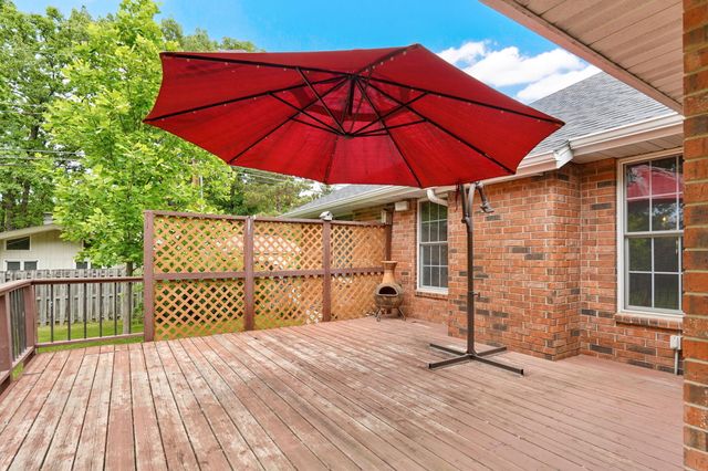 5757 S Foxboro Trail, Springfield, MO 65804