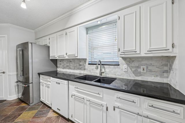 8324 Moorcroft Drive, Dallas, TX 75228