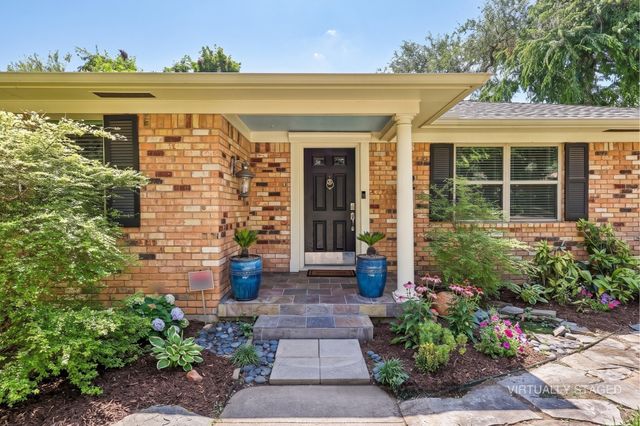 8324 Moorcroft Drive, Dallas, TX 75228