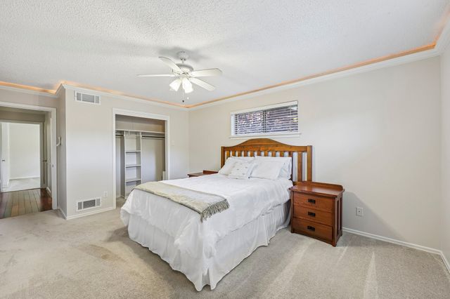 8324 Moorcroft Drive, Dallas, TX 75228