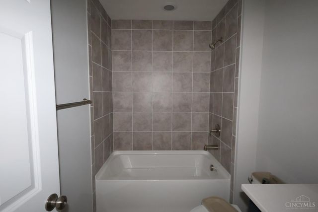 9041 Sorrento Place, Washington Twp, OH 45458