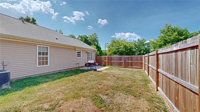 3801 Bluestem Drive, Greensboro, NC 27405