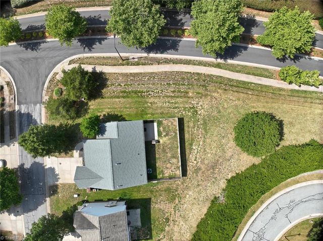 3801 Bluestem Drive, Greensboro, NC 27405