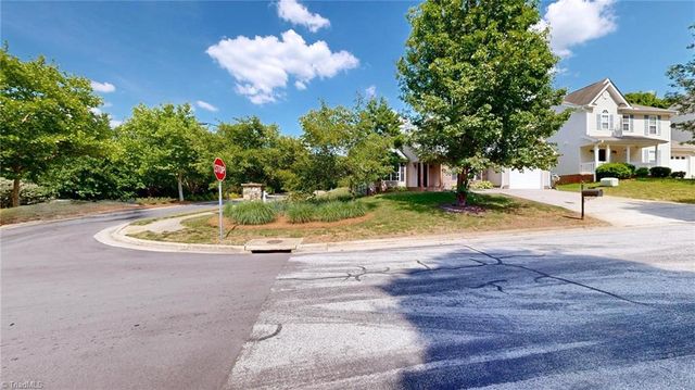 3801 Bluestem Drive, Greensboro, NC 27405