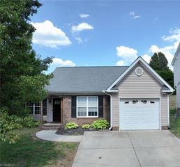 3801 Bluestem Drive, Greensboro, NC 27405