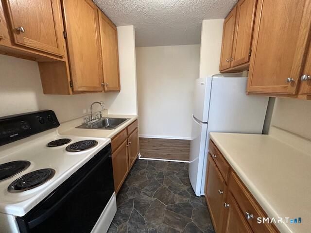 87 Glenbrook Road S, Stamford, CT 06902