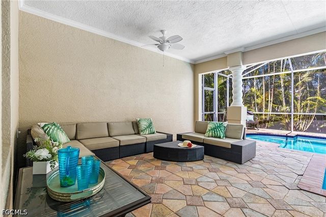2817 SW 42nd LN, Cape Coral, FL 33914